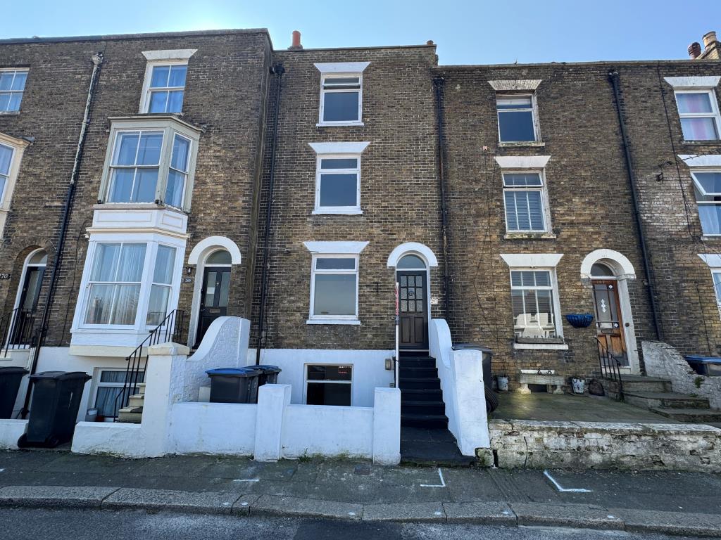 Lot: 91 - FOUR STOREY PROPERTY WITH POTENTIAL - Front of property